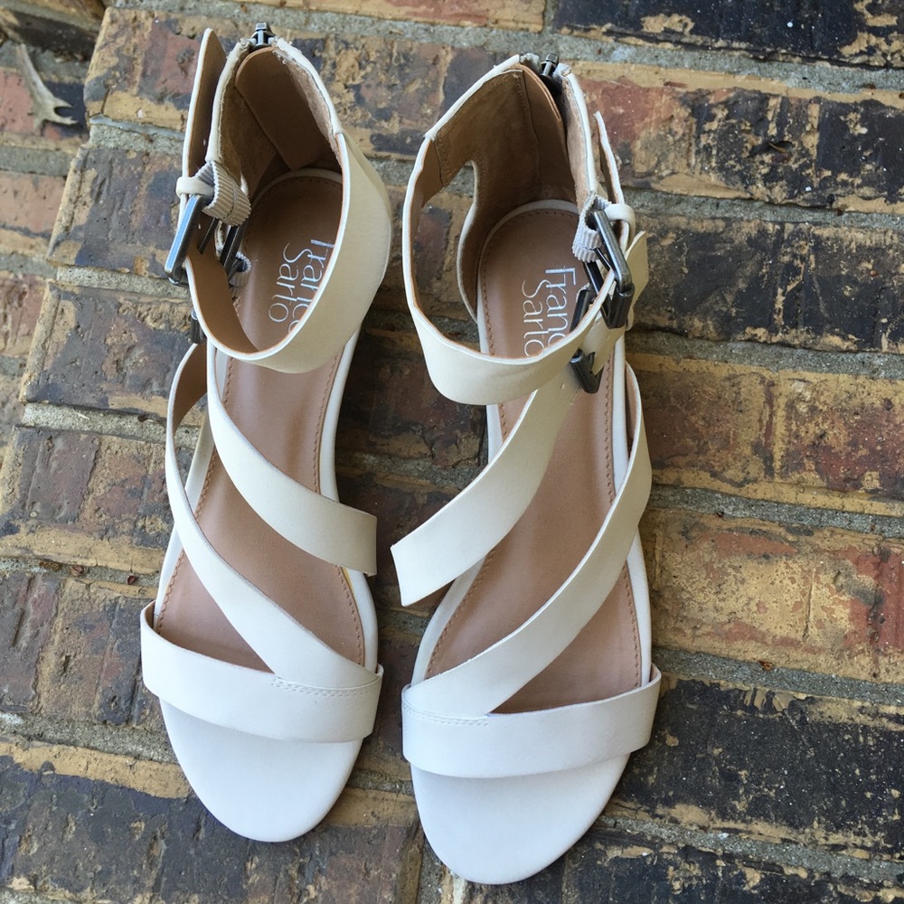 Franco Sarto Unison Gladiator Sandals new 9